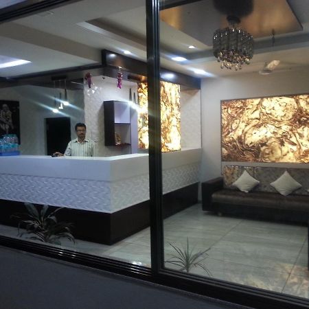 Hotel Sai Suraj Park Shirdi Eksteriør billede