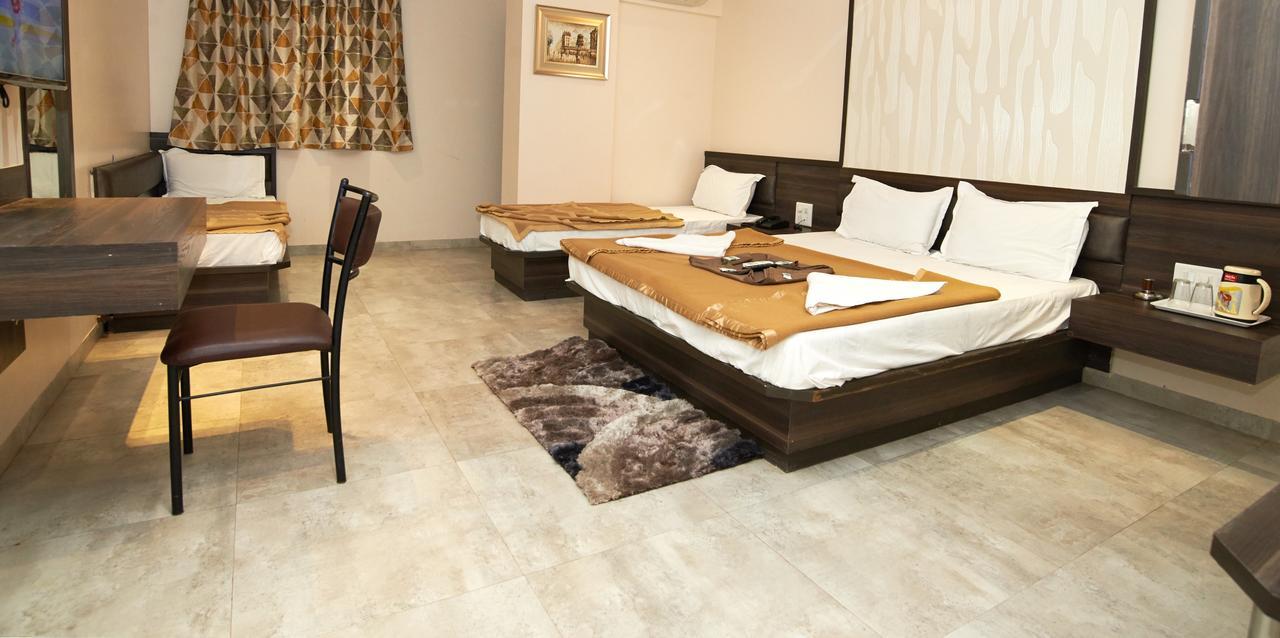 Hotel Sai Suraj Park Shirdi Eksteriør billede