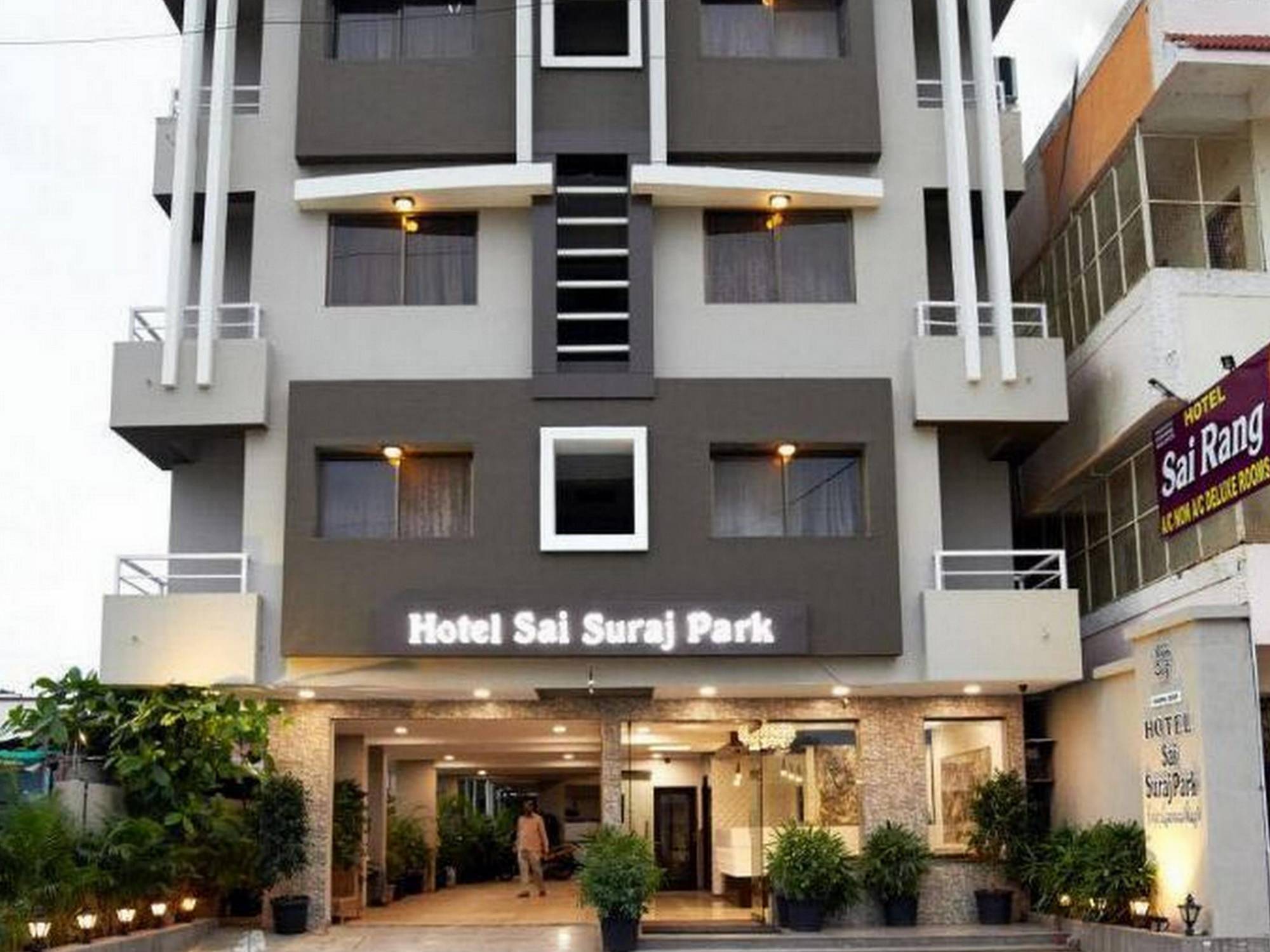 Hotel Sai Suraj Park Shirdi Eksteriør billede