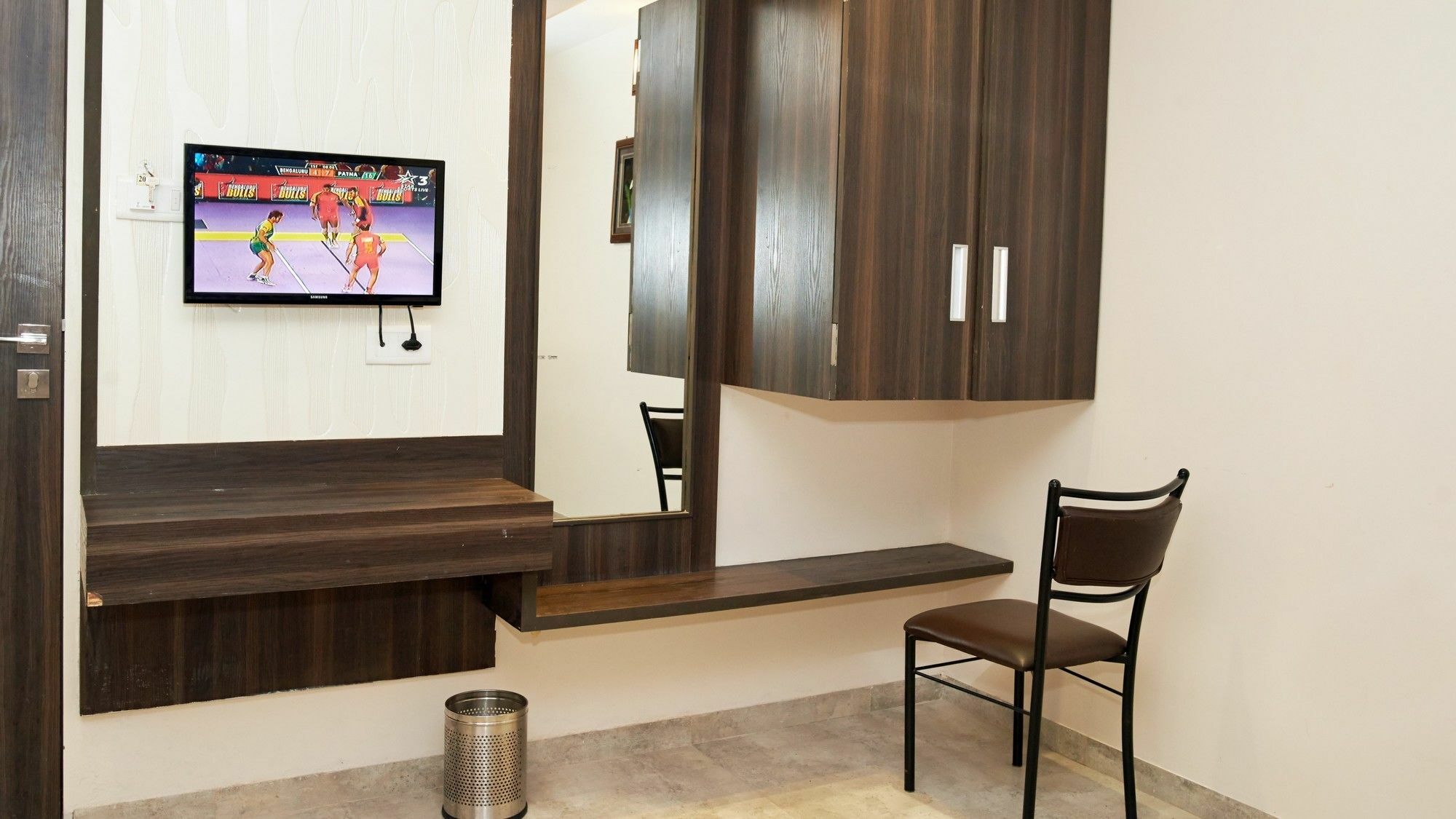 Hotel Sai Suraj Park Shirdi Eksteriør billede