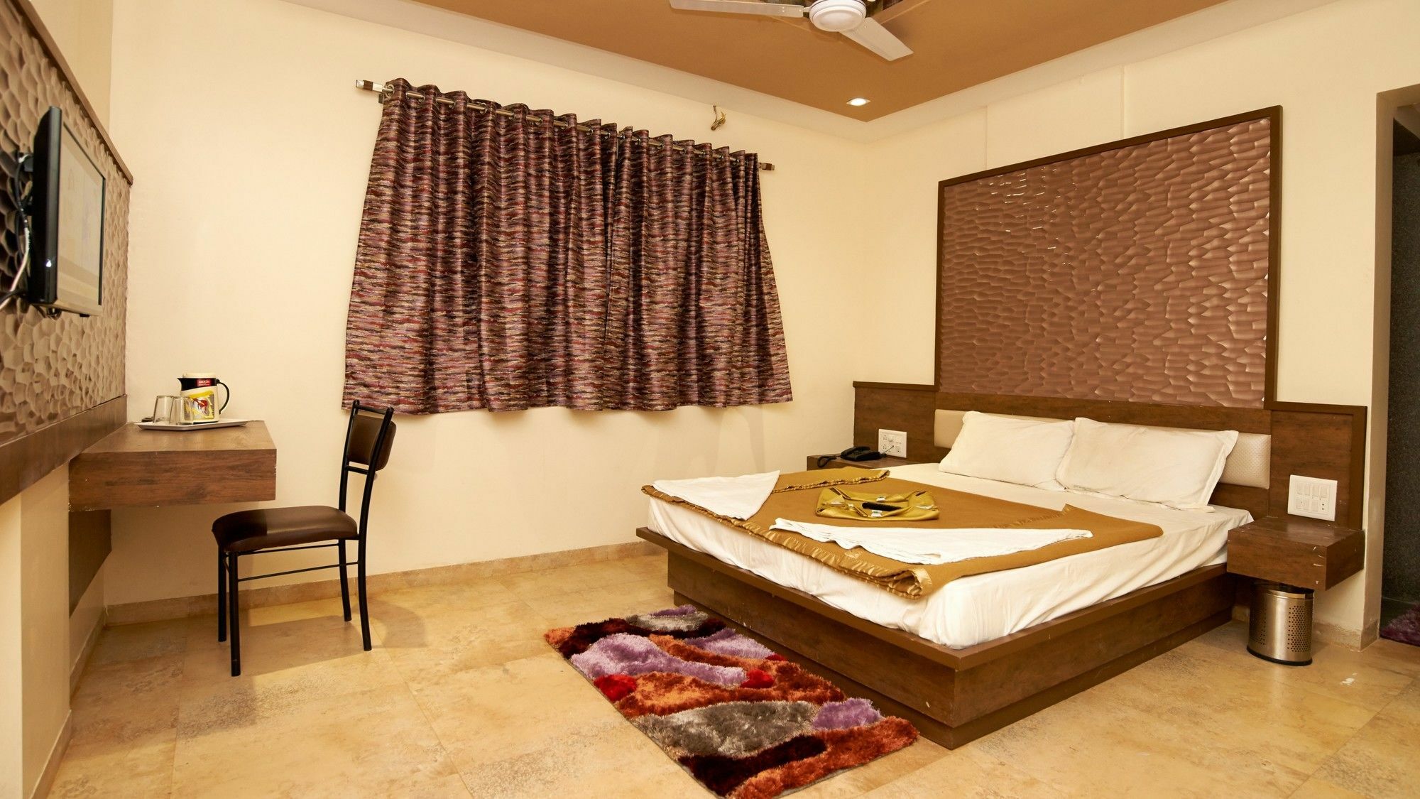 Hotel Sai Suraj Park Shirdi Eksteriør billede