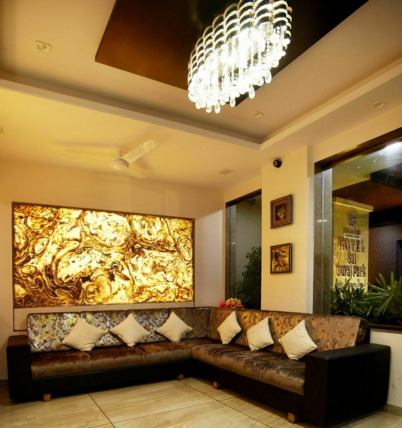 Hotel Sai Suraj Park Shirdi Eksteriør billede